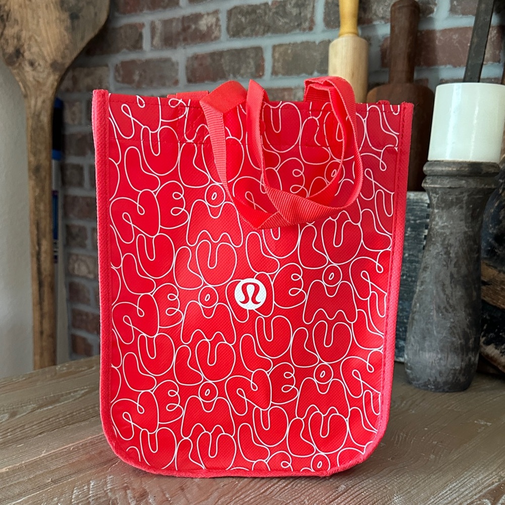 NWOT Lululemon Red Bubble Tote Bag